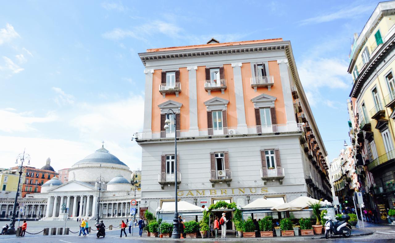 Relais Piazza Del Plebiscito B&B Неаполь Экстерьер фото